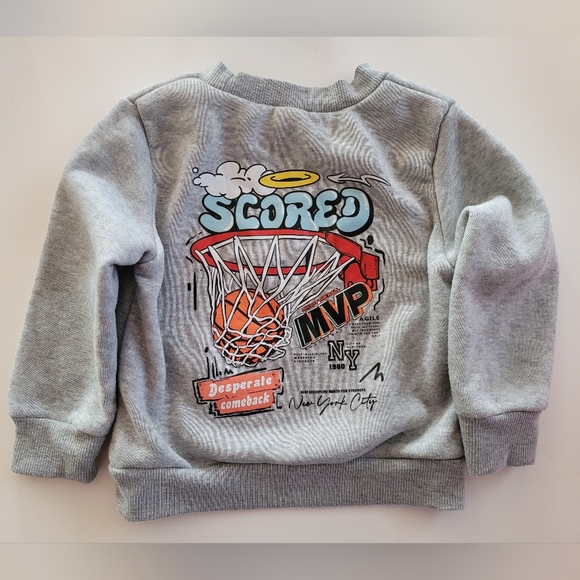 Basketball Sweater - Picture 1 of 5